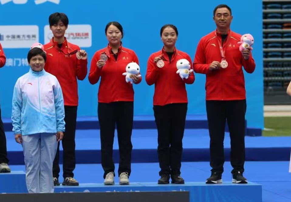 創(chuàng)造歷史!陜西女子射箭隊(duì)首奪全運(yùn)會(huì)女團(tuán)銅牌